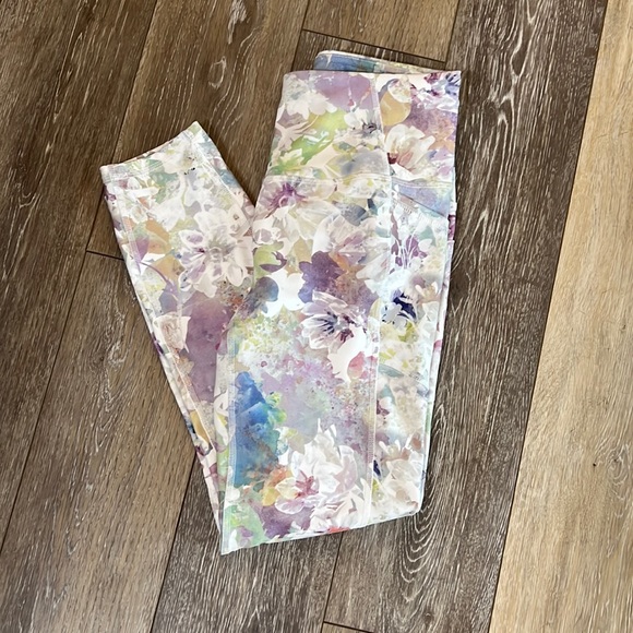 Like New !! RBX super soft Capris !! - Picture 1 of 2